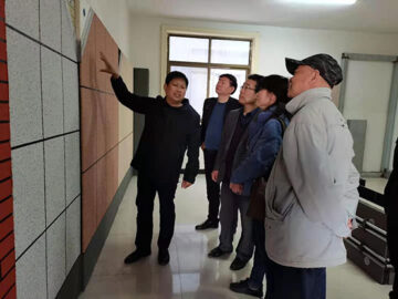 河南省建設(shè)科技協(xié)會(huì)理事長(zhǎng)張利萍、秘書長(zhǎng)段敬民等一行蒞臨調(diào)研